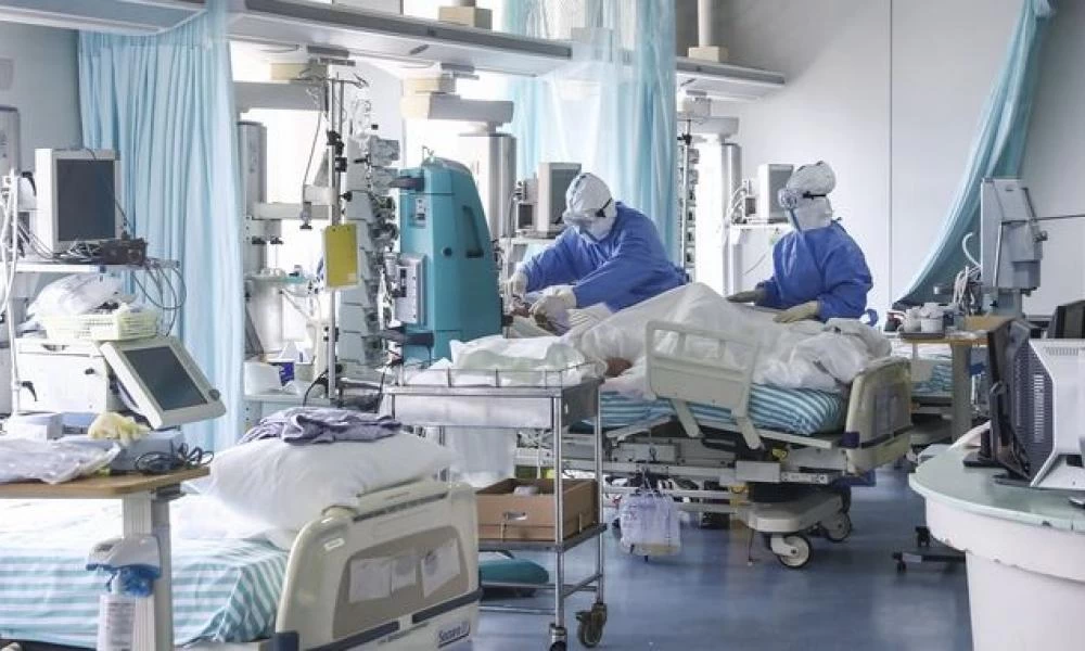 Τα κρούσματα κορωναϊού στην Ιταλία ξεπέρασαν τα 40